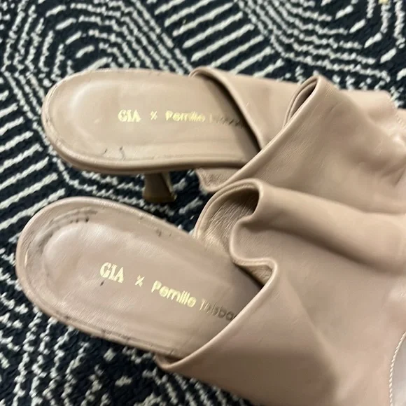 Gia x Pernille Teisbaek sand colored sandals size 38- womens 8 - Picture 3 of 6